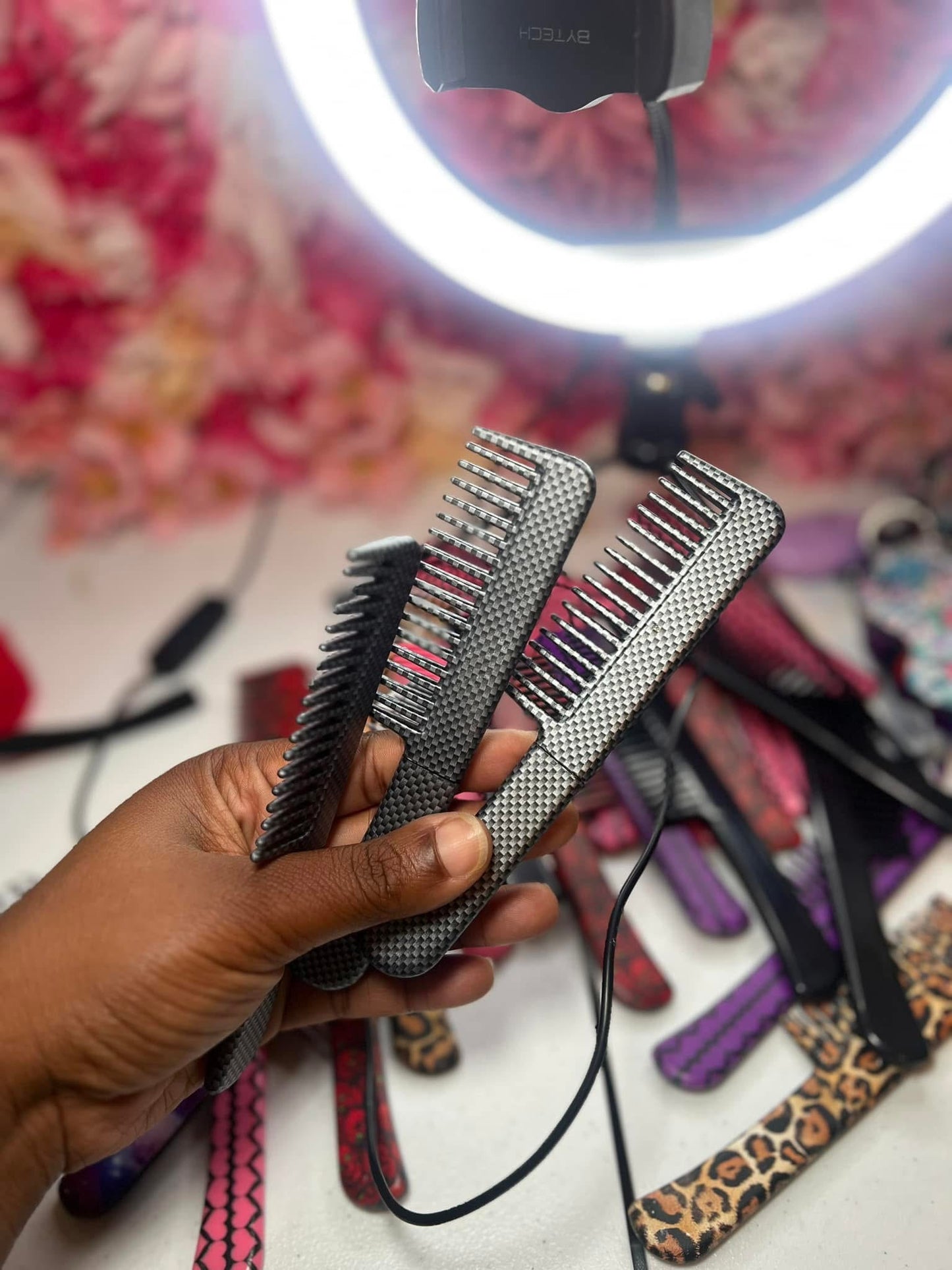 Discreet Comb