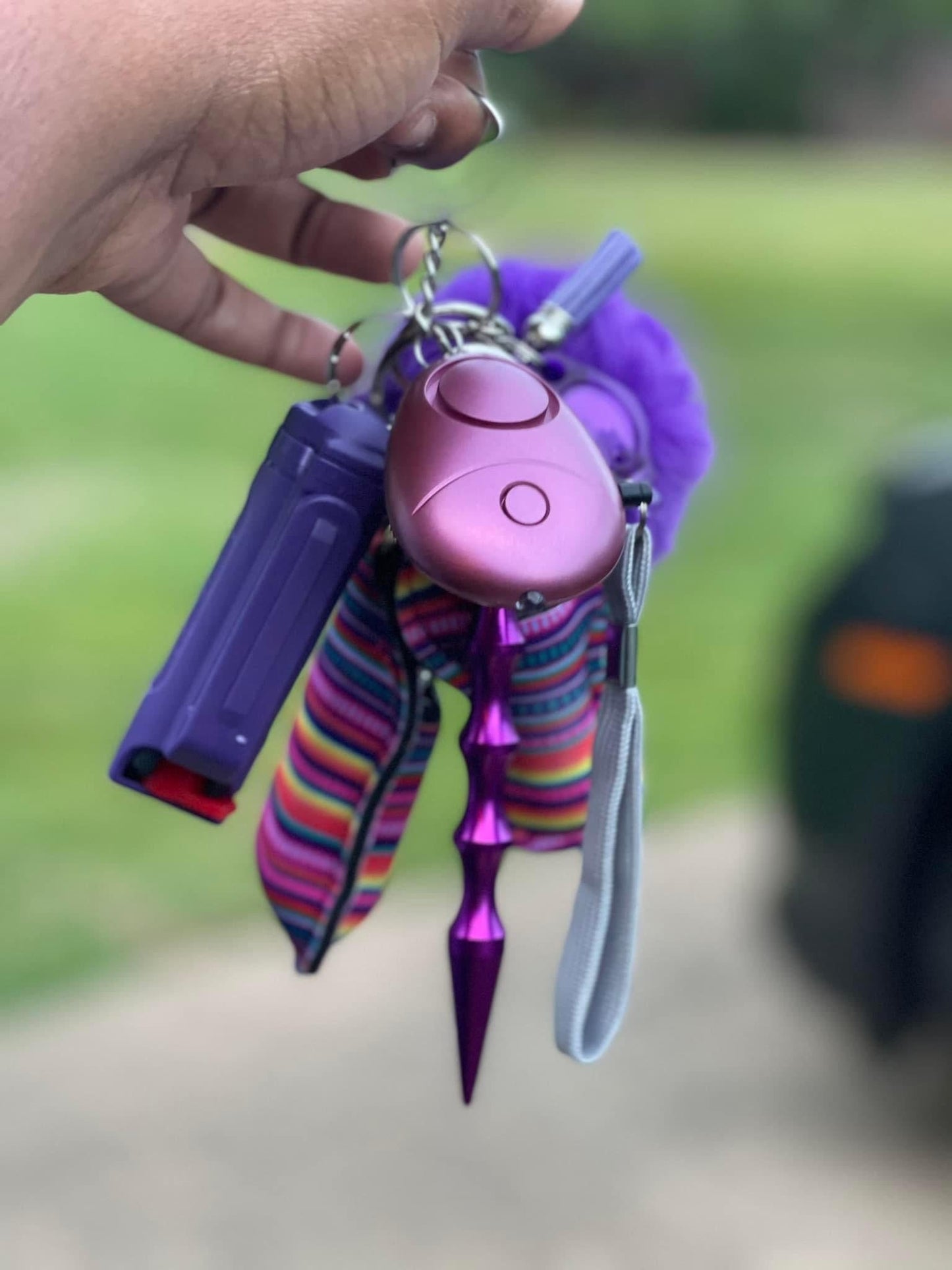 11 PCS KEYCHAIN SET