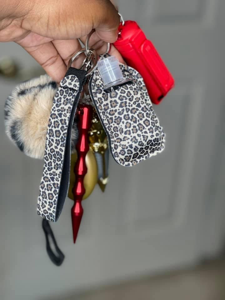 11 PCS KEYCHAIN SET
