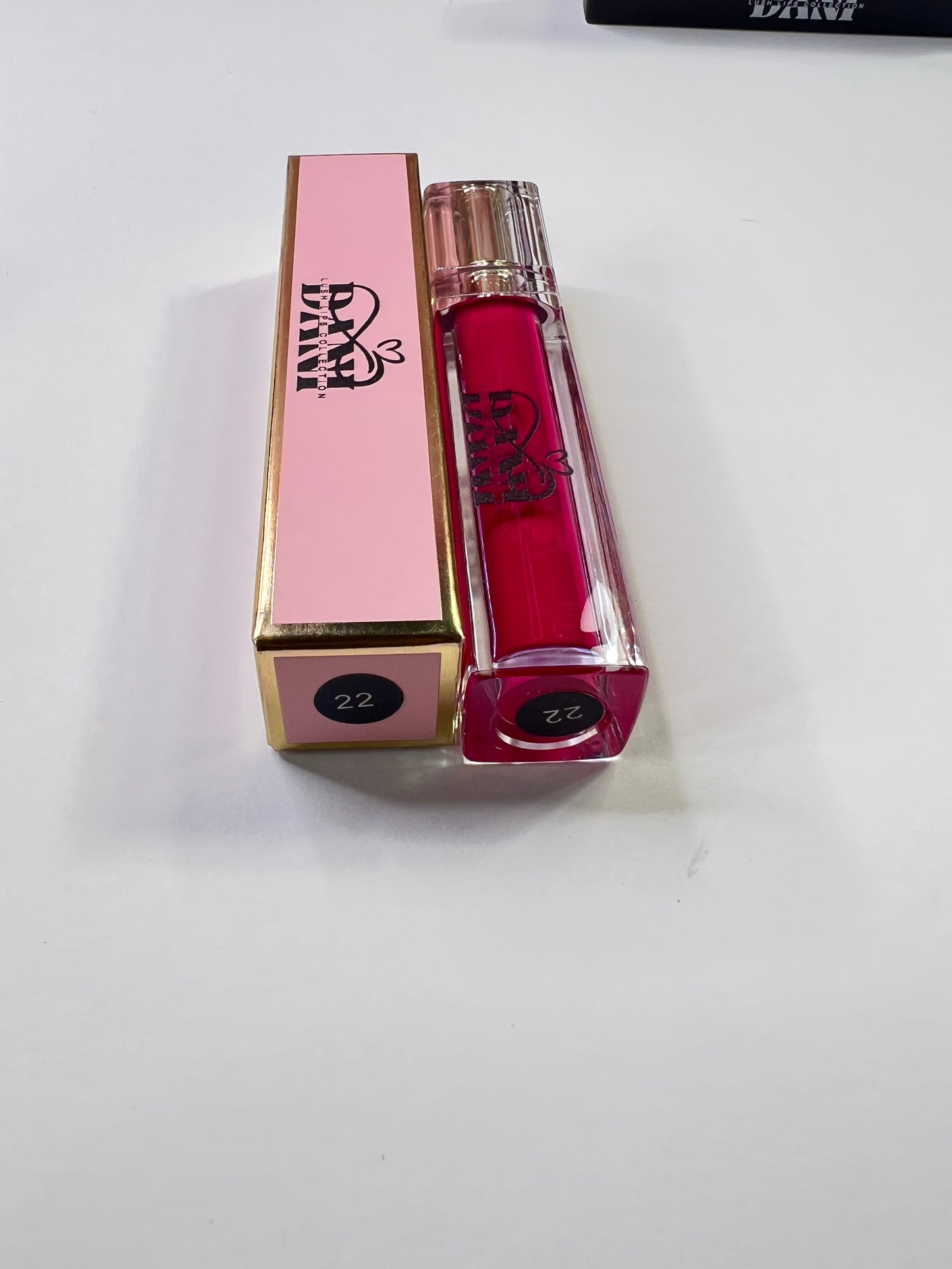 REBECCA 22 (SOFT MATTE STAIN LIP GLOSS)