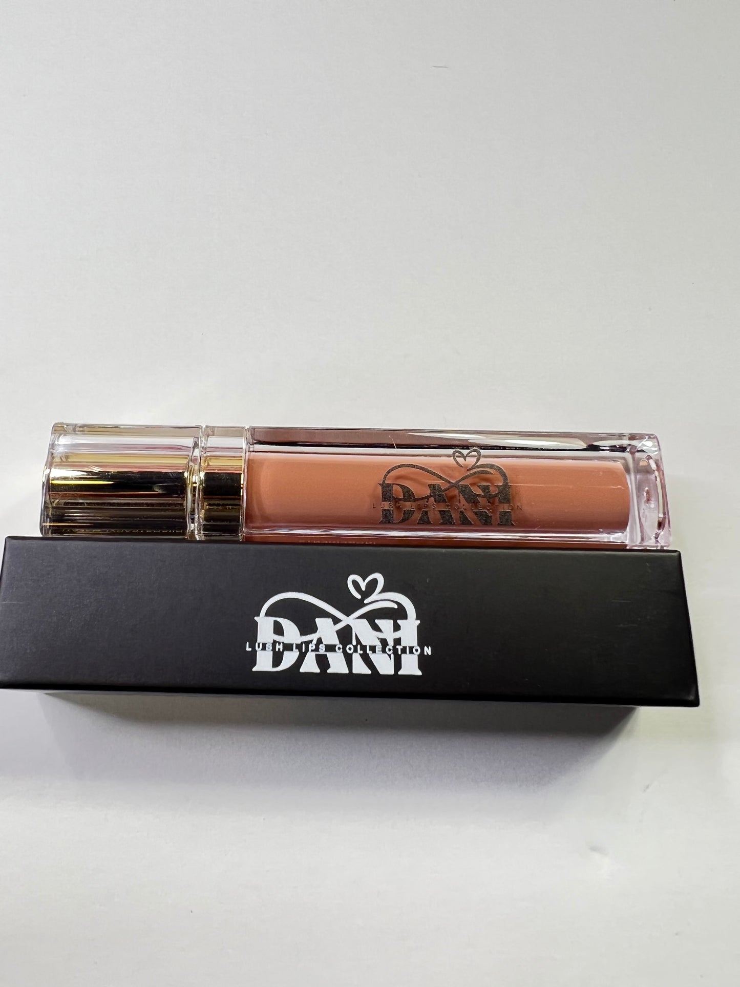 DELIAH 13 (SOFT MATTE STAIN LIP GLOSS)